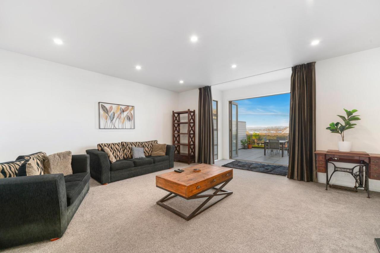 Lakeview Luxury - Taupo Holiday Apartment Exterior foto